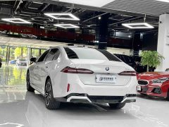 BMW 5 525Li M - фото 9