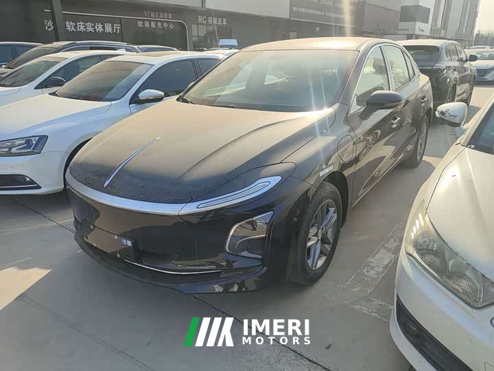 FAW E-QM5 500km Edition - автомобиль из Китая