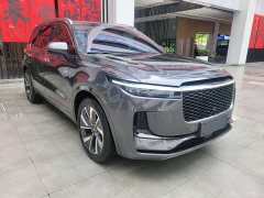 Li Auto ONE Extended-Range 6-Seater - фото 3