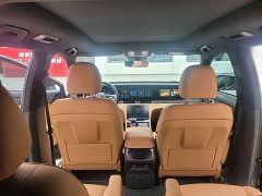 Li Auto ONE Extended-Range 6-Seater - фото 8