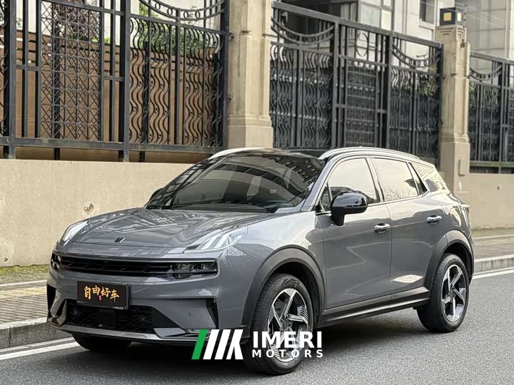 Lynk & Co 06 1.5T Pro - автомобиль из Китая