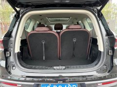 Lynk & Co Haoyue 1.8TD DCT black gold limited edition 7 seats - фото 15