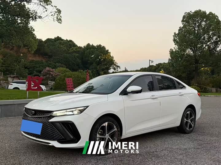 BYD L 1.4T CVT Version - автомобиль из Китая