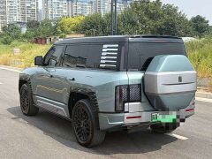 Yangwang U8 Luxury Edition - фото 9