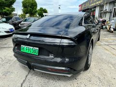 Yangwang U7 PHEV Luxury Edition - фото 6