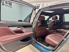 BMW 7 Series 2019 740Li xDrive Executive M Sports Package - фото 11