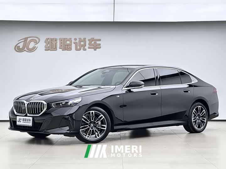 BMW 5 Series 530Li Leading M Sports Package - автомобиль из Китая