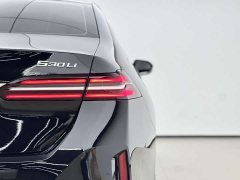 BMW 5 Series 530Li Leading M Sports Package - фото 15