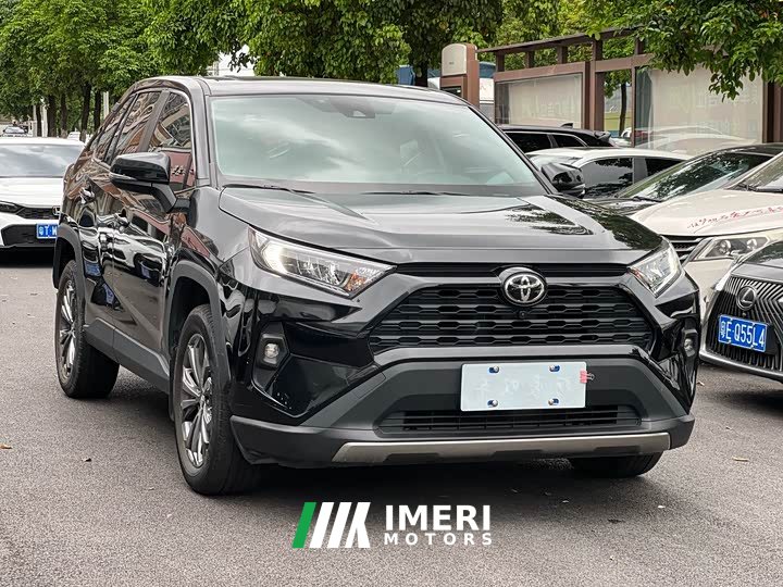 Toyota RAV4 2.0L CVT2WDPlus Edition