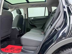 Volkswagen L 330TSI 2WDR-Line Edition - фото 19
