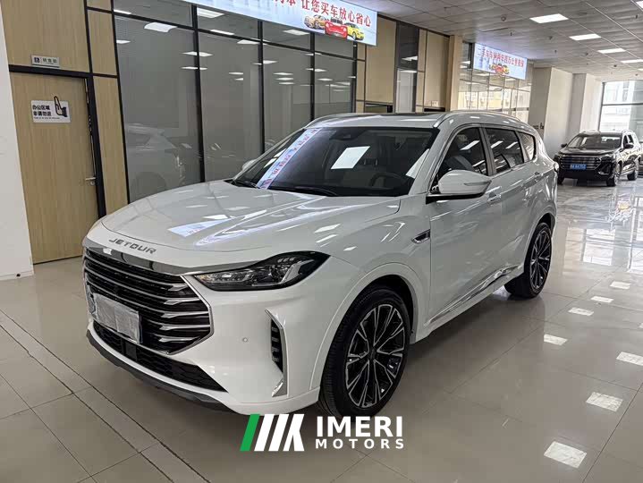 Jetour X70 PLUS 2.0T DCT Powerful MAX 5-seater - автомобиль из Китая
