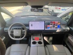 Li Auto MEGA Home Edition - фото 3