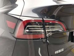 Tesla Model Y Edition - фото 20