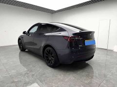Tesla Model Y Edition - фото 8
