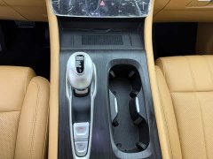 Voyah PHEV Ultra Long RangePremium Edition - фото 11