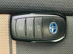 BMW 1.8L Luxury Edition - фото 13