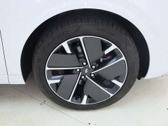 Li Auto L6 Max Edition - фото 9