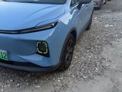 Geely E - фото 3