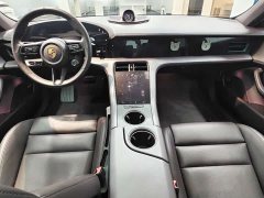 Porsche Taycan - фото 8