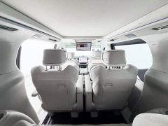 Volvo EM90 Ultra - фото 16