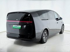 Li Auto MEGA Home Edition - фото 3