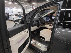 Li Auto MEGA Home Edition - фото 6