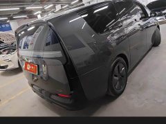 Li Auto MEGA Home Edition - фото 8