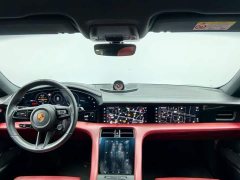 Porsche Taycan - фото 12