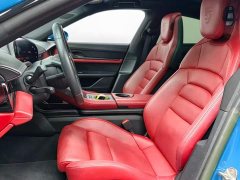 Porsche Taycan - фото 13