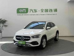 Mercedes-Benz GLA 180 - фото 1