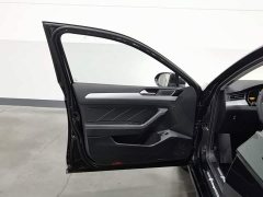 Volkswagen 200Anniversary Edition 280TSI DSG Version - фото 8