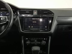 Volkswagen L 330TSI 2WDR-Line Edition - фото 12