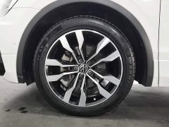 Volkswagen L 330TSI 2WDR-Line Edition - фото 16