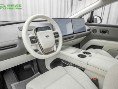 Li Auto i8 Edition - фото 12