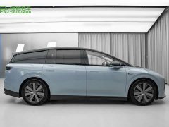Li Auto i8 Edition - фото 7