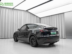 Tesla Model Y Edition - фото 6