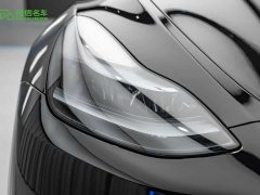 Tesla Model Y Edition - фото 10