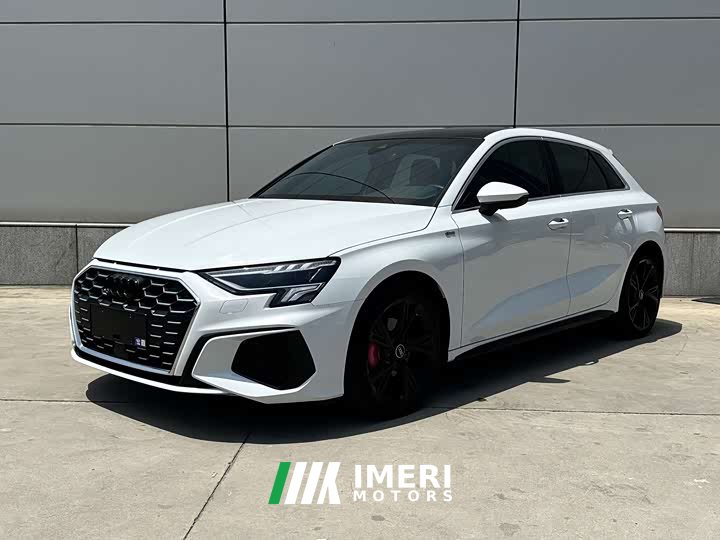 Audi A3 Sportback 35 TFSI Fashion Version - автомобиль из Китая