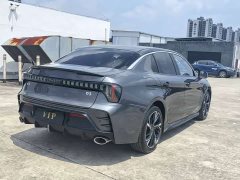 Lynk & Co 03 1.5TD DCTPro - фото 18