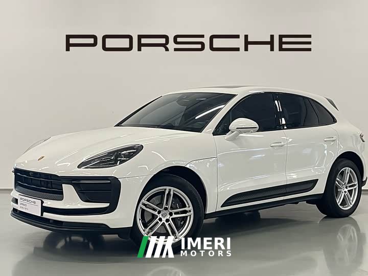 Porsche 2023 Porsche Macan 2.0T