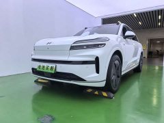 BMW Ledo L90 2025 Max six-seater version - фото 1