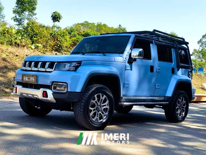 Beijing off-road BJ40 2.0T automatic four-wheel drive city hunter version knight type - автомобиль из Китая