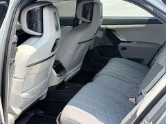 BMW i7 xDrive60L Luxury - фото 8