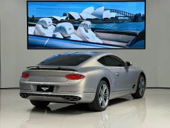 BMW 4.0T GT S V8 - фото 4