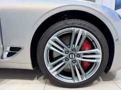 BMW 4.0T GT S V8 - фото 6