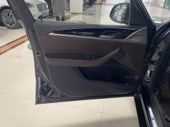 BMW X3 xDrive25i M - фото 8