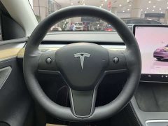 Tesla Model Y Edition - фото 7