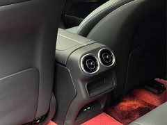 Mercedes-Benz GLC 260 4MATIC SUV - фото 20