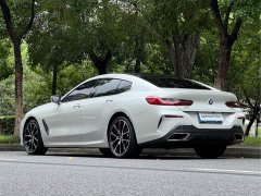 BMW 8 840i M - фото 6