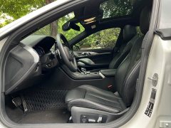 BMW 8 840i M - фото 8